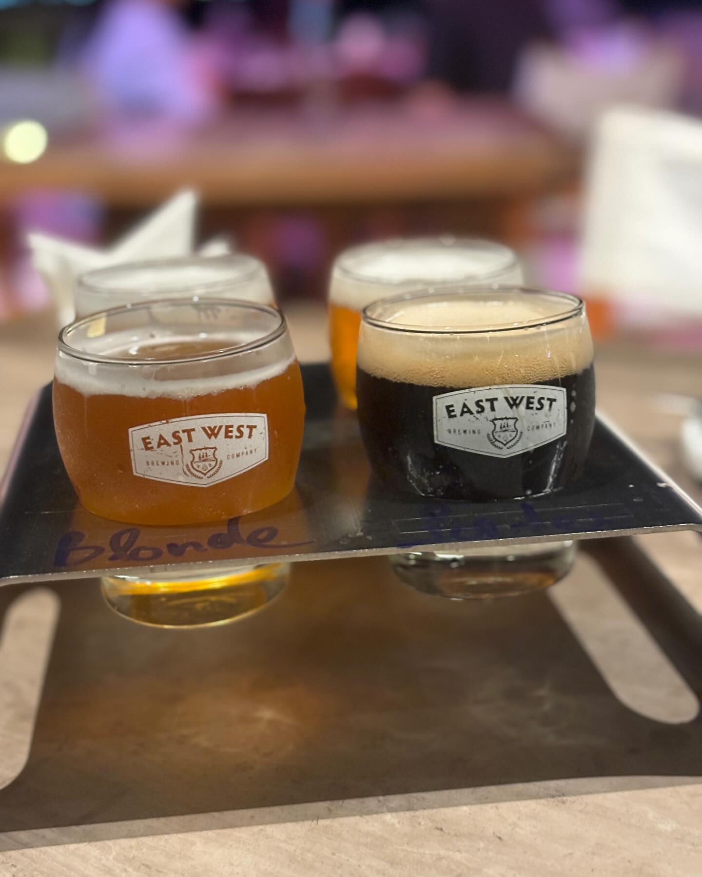 East West Brewing in Da Nang Vietnam 🇻🇳 
Finally some good craft beer 🍻 
IPA, Pale Ale, Coffee Porter, Belgium Blonde 

Bill came $27.  Many farang here in Da Nang.  The weather is great 81 degrees.