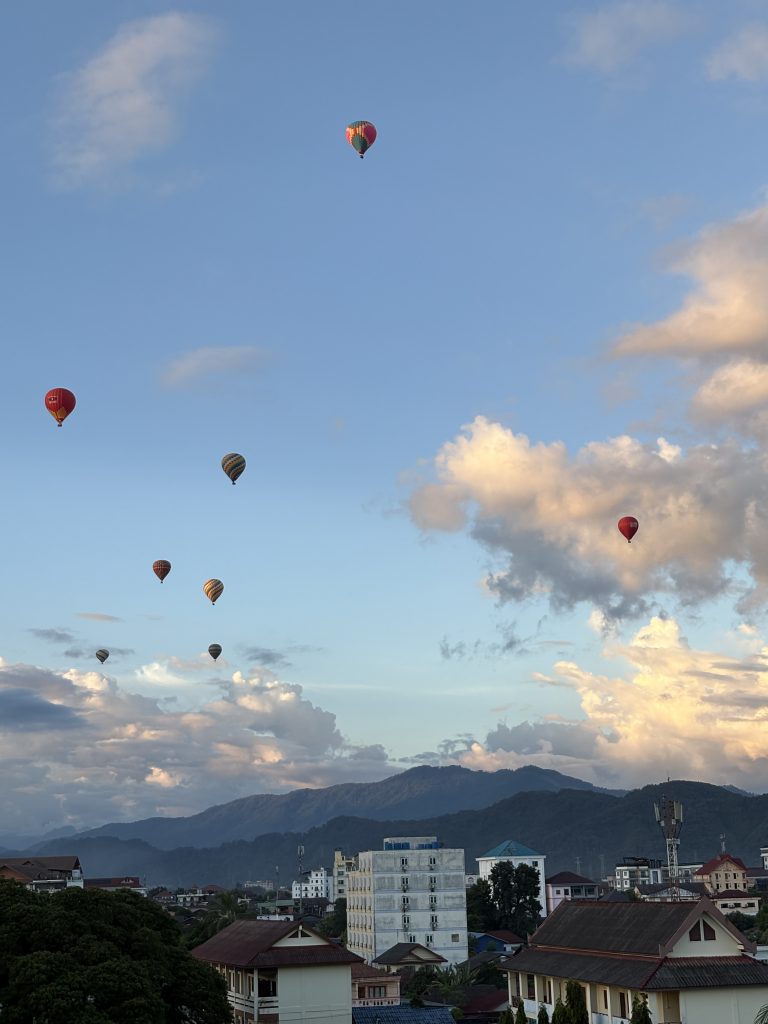 Hot air balloons Vang Vieng