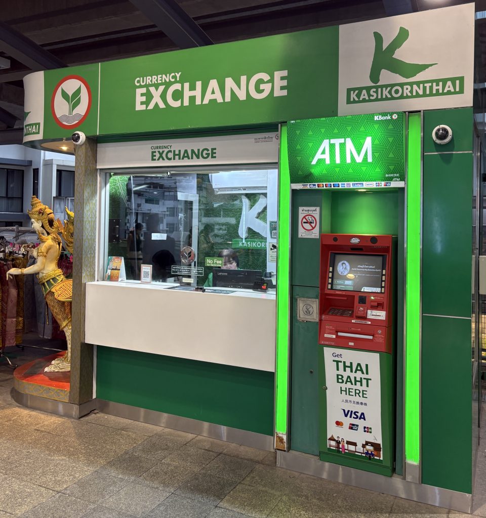 How much money do you need to live in Thailand